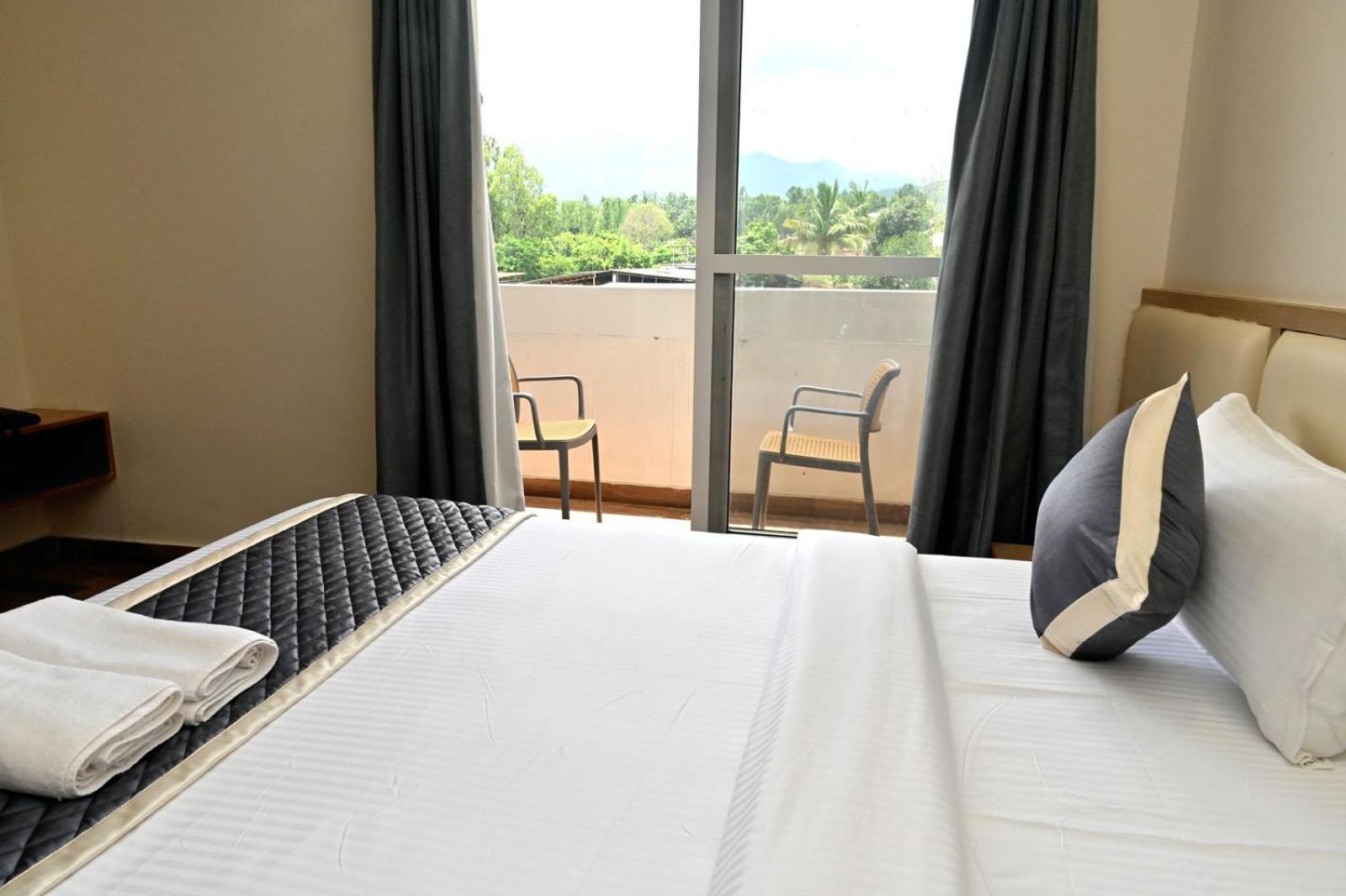 Hometown Sharu'S Inn A Luxury Hotel Chikmagalur Luaran gambar